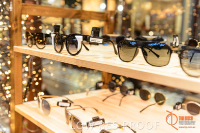 February 2017 / GLASSES_002_170216