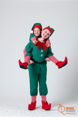 November 2017 / ADACR_XMAS_ELFS_ON_WHITE_156_171101_LRP_TRP3617