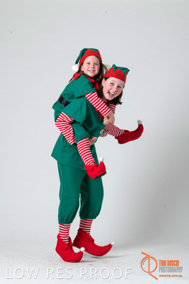 November 2017 / ADACR_XMAS_ELFS_ON_WHITE_168_171101_LRP_TRP3640