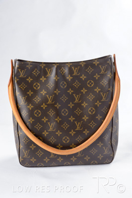 October 2024 / AdArc-171