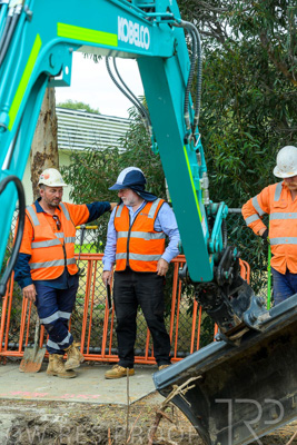 February 2024 / AGIG-Mains-replacement-Hampton-VIC_240228-_Z8C7981