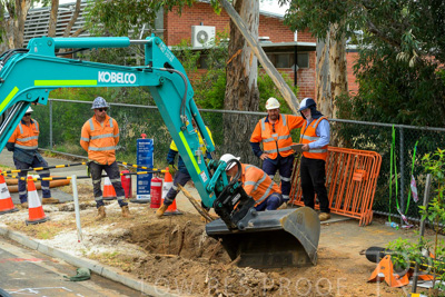 February 2024 / AGIG-Mains-replacement-Hampton-VIC_240228-_Z8C8037