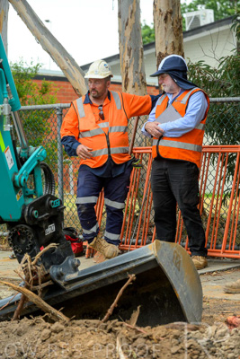 February 2024 / AGIG-Mains-replacement-Hampton-VIC_240228-_Z8C8052