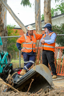 February 2024 / AGIG-Mains-replacement-Hampton-VIC_240228-_Z8C8092