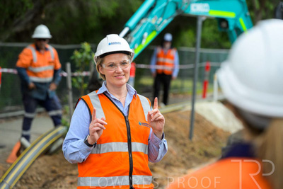 February 2024 / AGIG-Mains-replacement-Hampton-VIC_240228-_Z8C8259