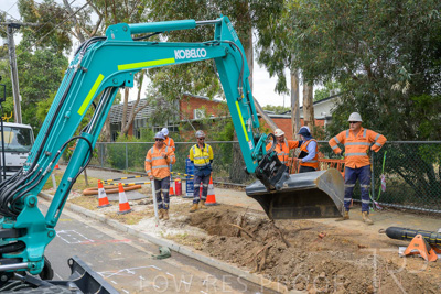 February 2024 / AGIG-Mains-replacement-Hampton-VIC_240228-_Z9C1568