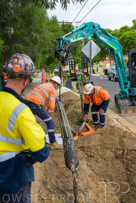 February 2024 / AGIG-Mains-replacement-Hampton-VIC_240228-_Z9C1592