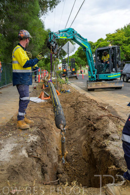 February 2024 / AGIG-Mains-replacement-Hampton-VIC_240228-_Z9C1645