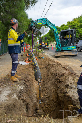 February 2024 / AGIG-Mains-replacement-Hampton-VIC_240228-_Z9C1648