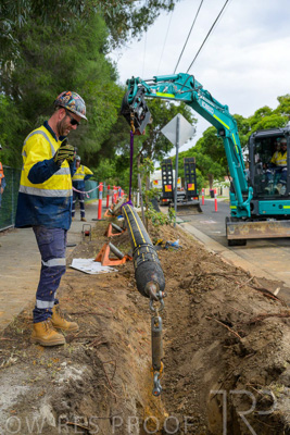 February 2024 / AGIG-Mains-replacement-Hampton-VIC_240228-_Z9C1682