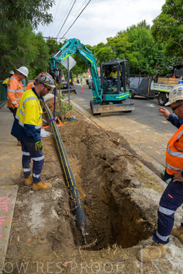 February 2024 / AGIG-Mains-replacement-Hampton-VIC_240228-_Z9C1694