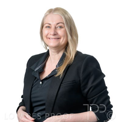 August 2025 / Donna-1035