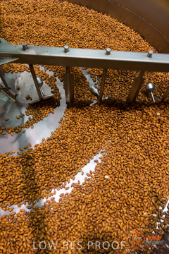 February 2016 / ALMOND_CO_045_160202