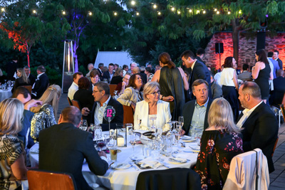 February 2021 / _85E2601