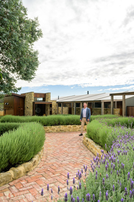 April 2022 / Mt_LOFTY-220405-052