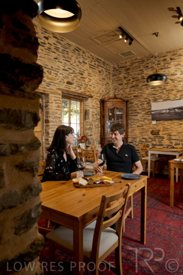 April 2022 / REILLY'S-220408-036-2