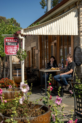 April 2022 / REILLY'S-220408-051