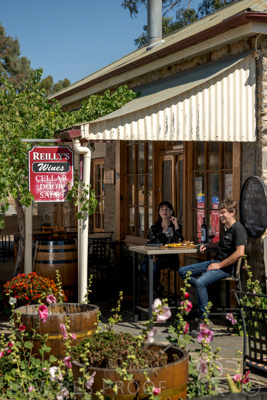 April 2022 / REILLY'S-220408-056