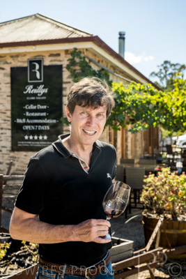 April 2022 / REILLY'S-220408-075