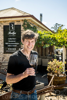 April 2022 / REILLY'S-220408-080