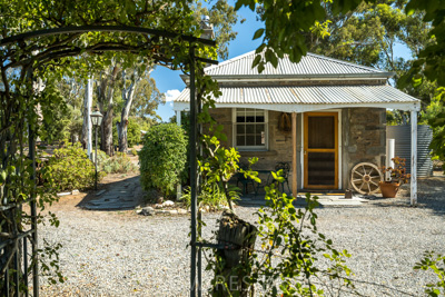 April 2022 / REILLY'S-220408-180