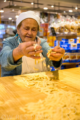 October 2022 / MERCATO-221031-81