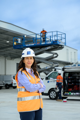 October 2023 / Lisa-SCANOMI-TIP-TOP-Electrical-231006_007