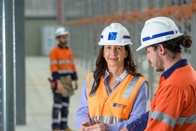 October 2023 / Lisa-SCANOMI-TIP-TOP-Electrical-231006_021