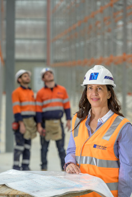 October 2023 / Lisa-SCANOMI-TIP-TOP-Electrical-231006_024