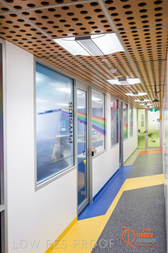 May 2014 / BIC_USC_HALLWAY_017_140527