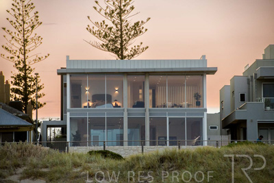 April 2024 / ESPLANADE-240406-_85N9950