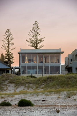 April 2024 / ESPLANADE-240406-_85N9974