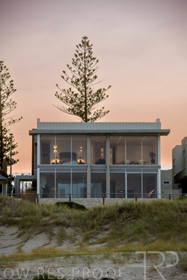 April 2024 / ESPLANADE-240406-_85N9980