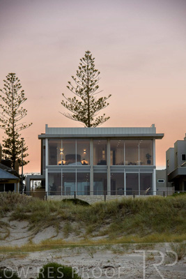 April 2024 / ESPLANADE-240406-_85N9995