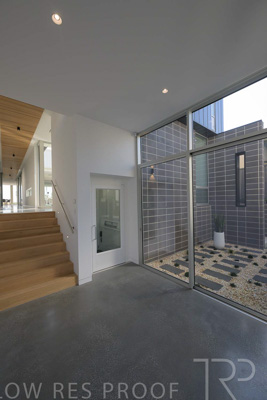 April 2024 / ESPLANADE-240406-_Z9E0085