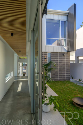 April 2024 / ESPLANADE-240406-_Z9E9493