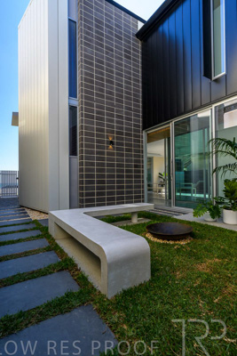 April 2024 / ESPLANADE-240406-_Z9E9588