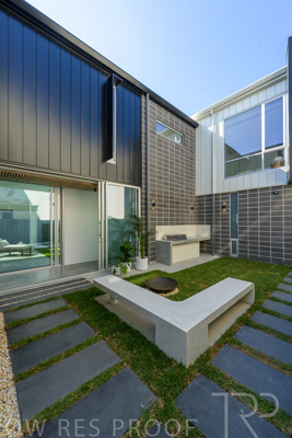 April 2024 / ESPLANADE-240406-_Z9E9788