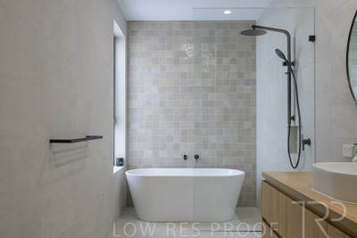 September 2024 / Larges-Bay-240908-_Z9C7753