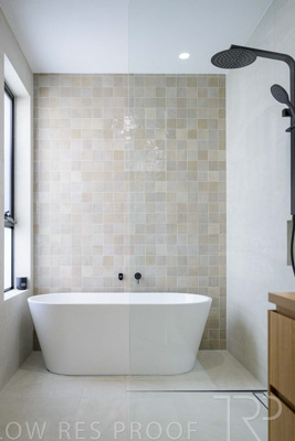 September 2024 / Larges-Bay-240908-_Z9C7831