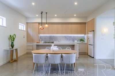 August 2025 / KITCHEN_EAST-250815_0552-HDR