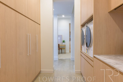 August 2025 / LAUNDRY_EAST-250815_1282-HDR