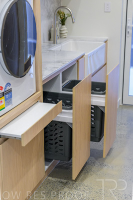 August 2025 / LAUNDRY_EAST-250815_1422-HDR