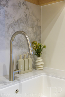 August 2025 / LAUNDRY_EAST-250815_1449-HDR