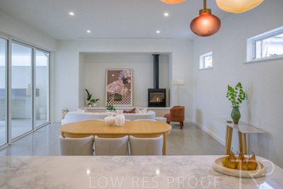 August 2025 / LOUNGE__Z9C4067