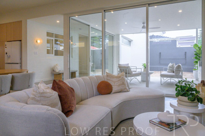 August 2025 / LOUNGE__Z9C4139