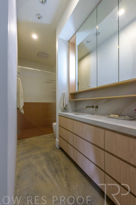 August 2025 / MASTER-BED-ROOM-BRKTS_EAST-250815_0286-HDR