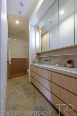 August 2025 / MASTER-BED-ROOM-BRKTS_EAST-250815_0296-HDR