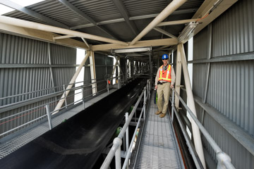 VITERRA 2013 / 091024_VITERA_1ST_SHIPLOAD_048