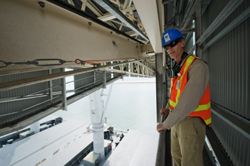 VITERRA 2013 / 091024_VITERA_1ST_SHIPLOAD_049